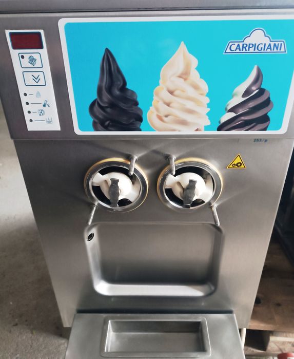 Carpigiani bar253 maszyna do lodów  włoskich włoskich