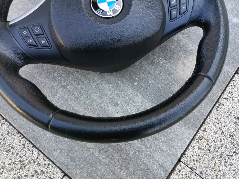 Kierownica Msport z multifunkcją BMW E90 E91 E92 E93 E87 E81 E82 E88 X