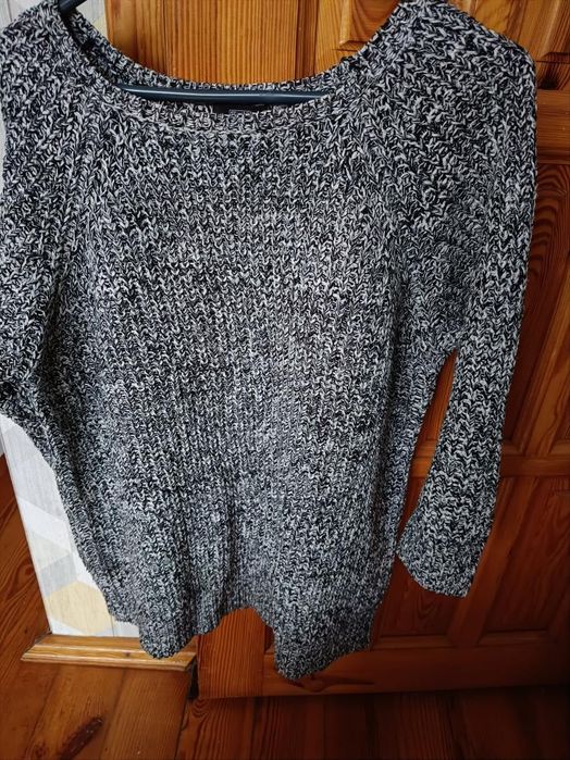 Sweter czarno bialo damski