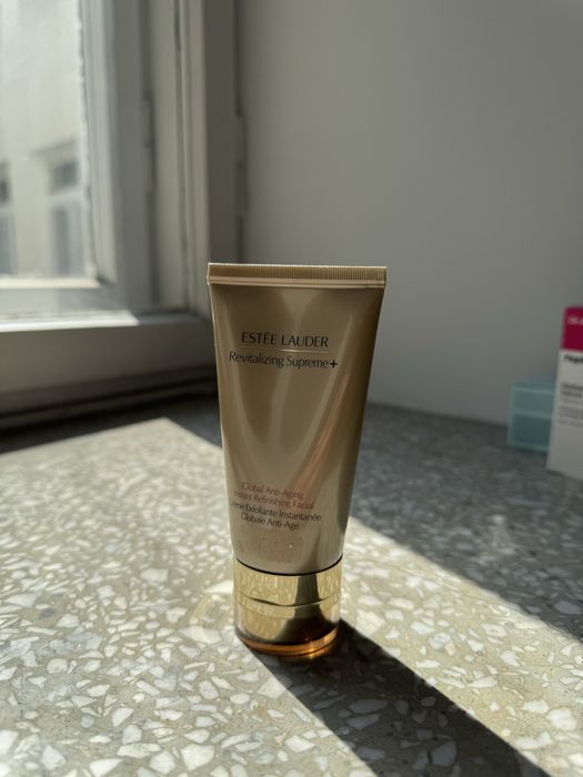 Zluszczajacy peeling estee lauder