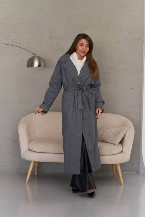 Сіре пальто зима