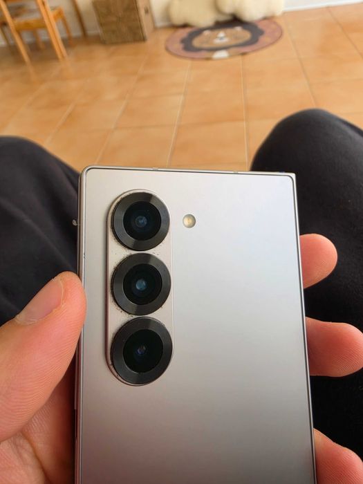 Samsung Galaxy Fold 6