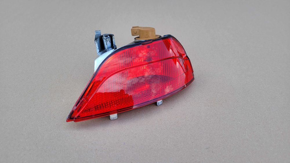 Renault Megane IV 4 Scenic IV 4 lewa tylna lampa przeciwmgielna 265855907R