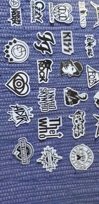 Conjunto 26 autocolantes de música - lote 3 - portes incluidos.