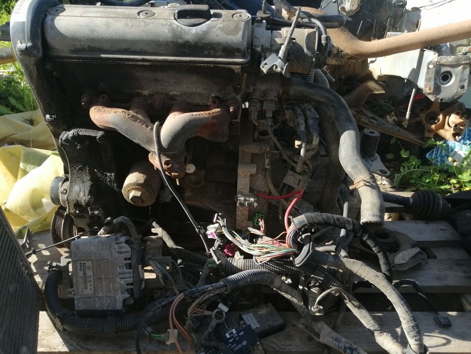 MOTOR VOLKSWAGEN POLO 1998 com caixa de velocidades