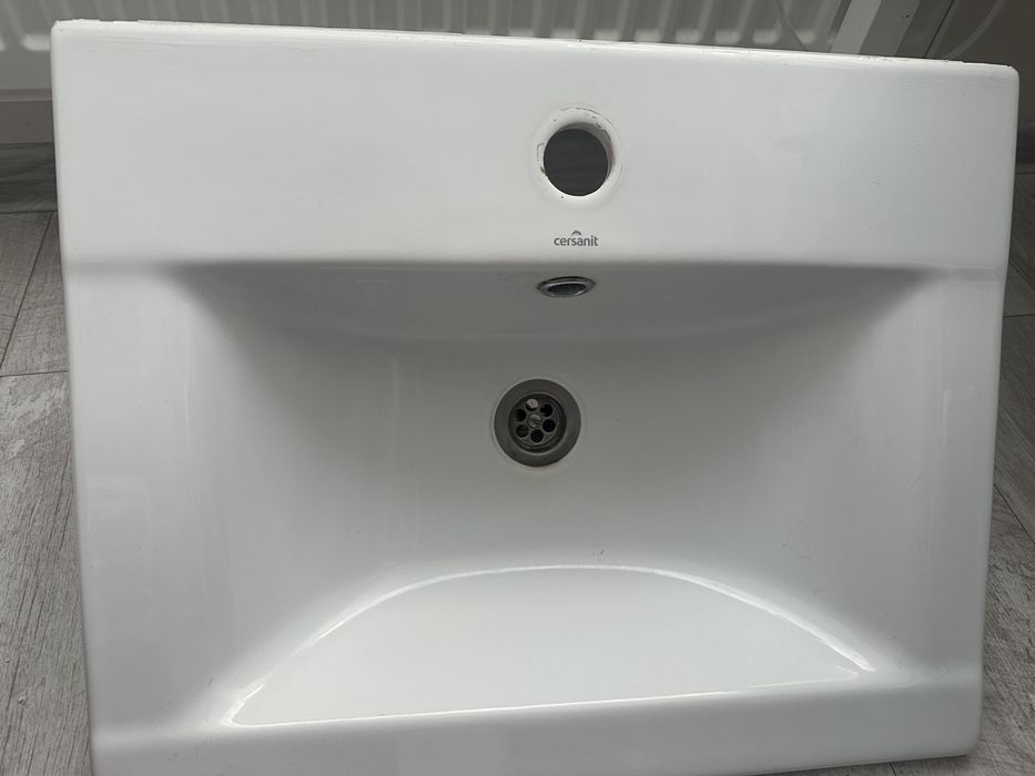 Umywalka meblowa Cersanit