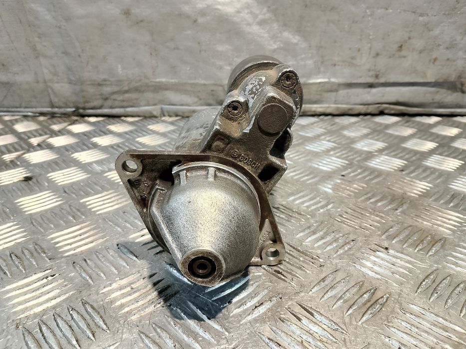 Rozrusznik Silnika Opel Vectra B 1.8 B Bosch 0 001 107 077