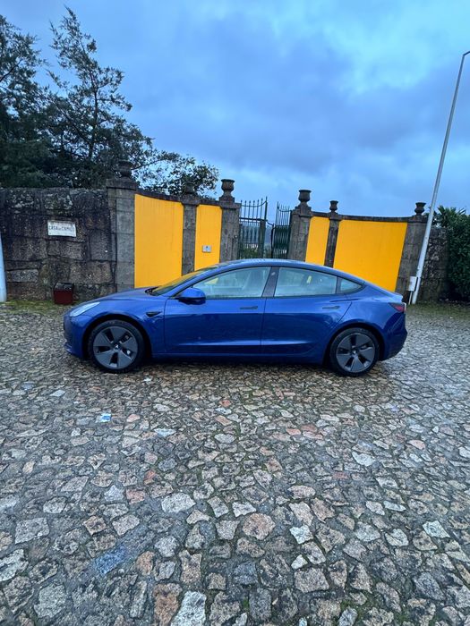 Tesla Model 3 Standard Range Plus (Facelift)