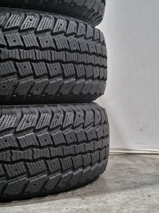 4 Pneus 255/70R18 SAILUN Semi Novos