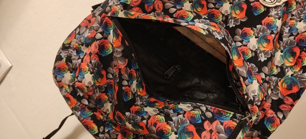 Plecak Vans w kwiaty