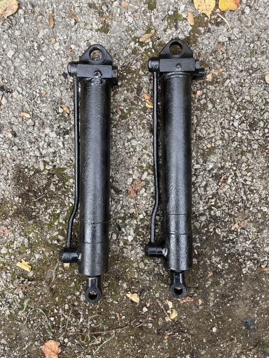 Цилиндр подъема кабины Маз Гідроциліндр підйому кабіни Маз