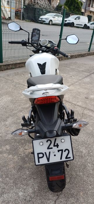 Moto 125 Sym Wolf