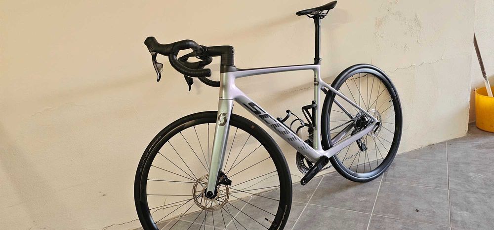 Vendo bicicleta  de estrada