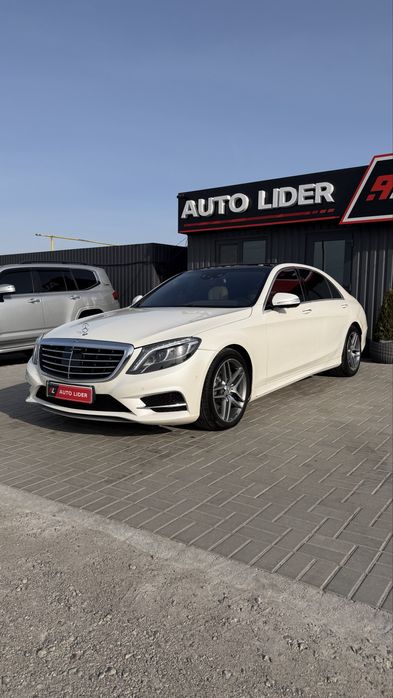 Офіційний Mercedes-Benz W222 S500 LONG 4Matic 2013 р V8 4,7 7G-Tronic