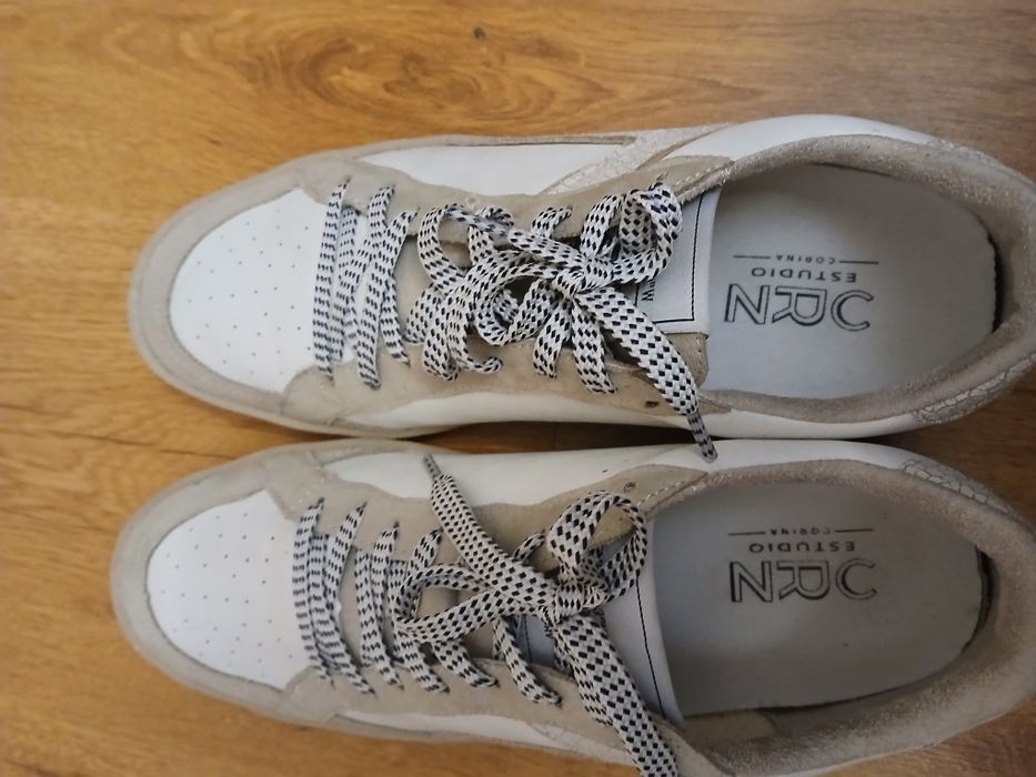 Продам нові кеди .р 40