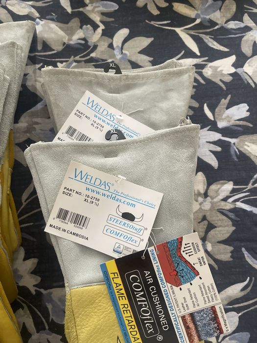 Rękawice spawalnicze nowe