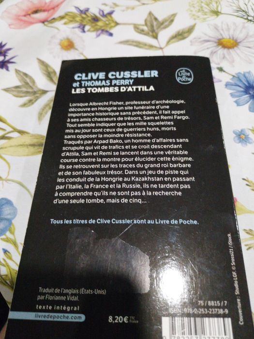 Les tombes D' Attila. Portes incluídos