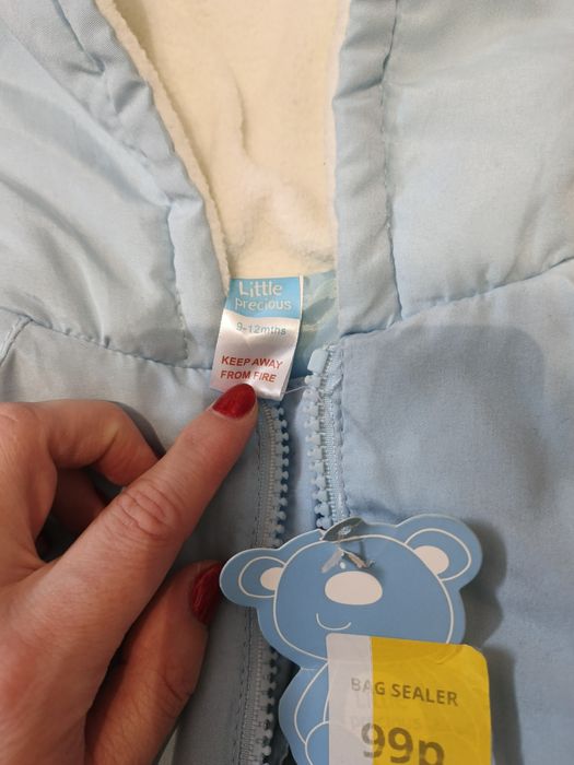 Kurtka nowa z rękawiczkami r 74-80 cm