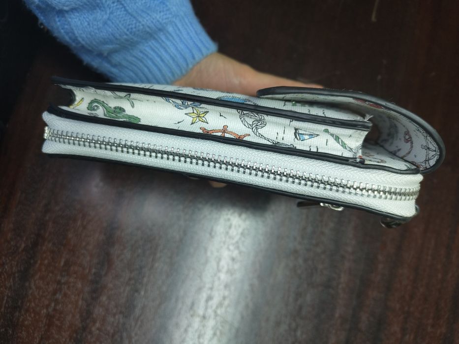 Carteira com bolsa para telemóvel Parfois - Nova