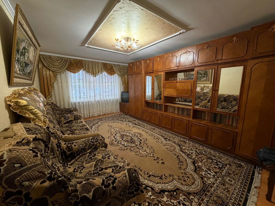 3-кім Проспект-АЛМА-АТИНСЬКА(р-н ROSHEN,ТЦ Майдан)ВИКЛЮЧНО 2х дівчат