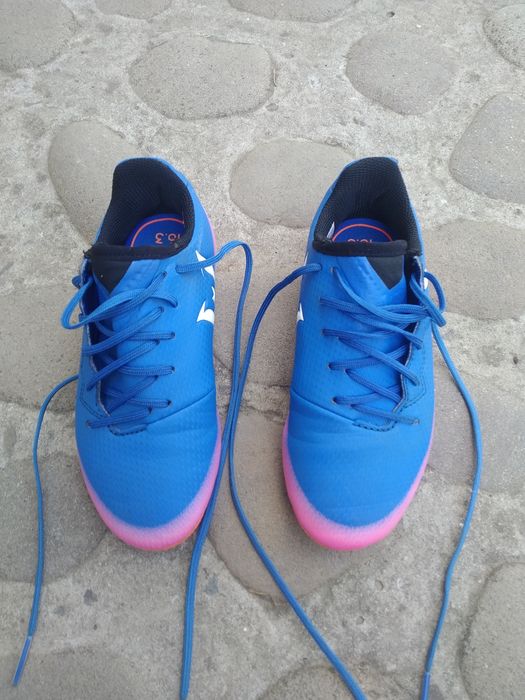 Дитячі футбольні бутси