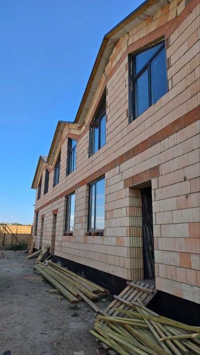 Сучасний таунхаус на вул.Лазурна Ліски