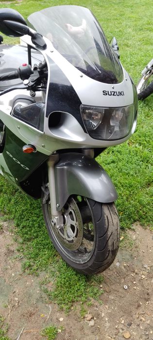 Suzuki GSX-R srad błotnik przedni