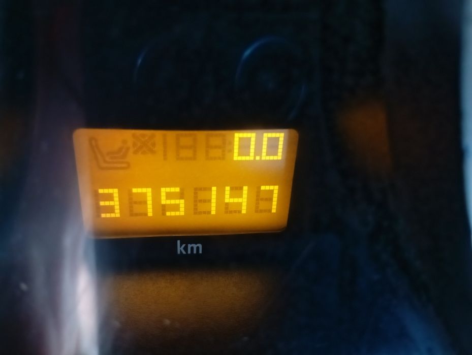 Опель зафіра 1.9 дизель 6-ти ступка