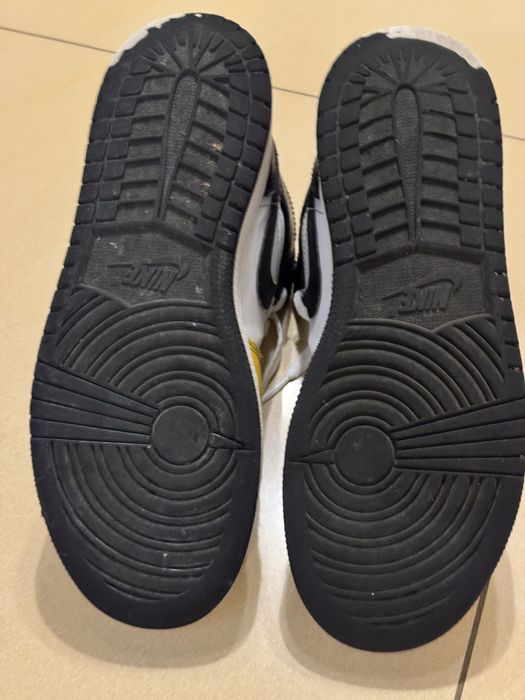 Buty Nike Air Jordan 1 Mid 37.5 młodzieżowe chłopiec koszykówka