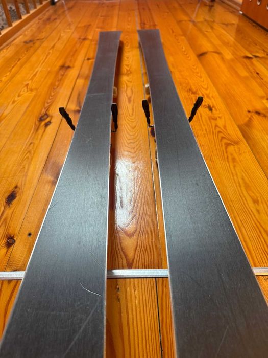 Sprzedam sprzęt narciarski