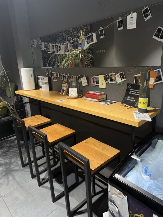 Барна стійка Loft 240 см з натурального дерева + 3 барні стільці