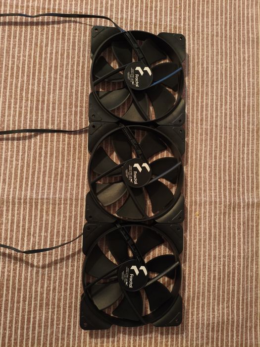 Fractal Aspect 14 1700RPM Ventoinhas para PC