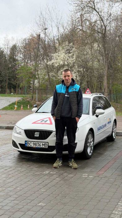 Автоінструктор/механіка/уроки водіння Львів/приватні заняття