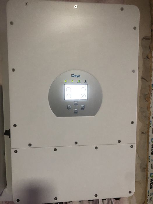 Гібридний інвертор Deye SUN-6K-SG05LP1-EU WiFi