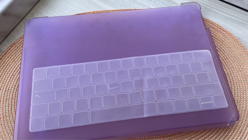 Чехол на Макбук Про 13 дюймов, 2018, с touchpad
