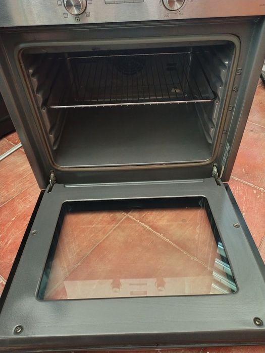 Forno encastre da marca Balay