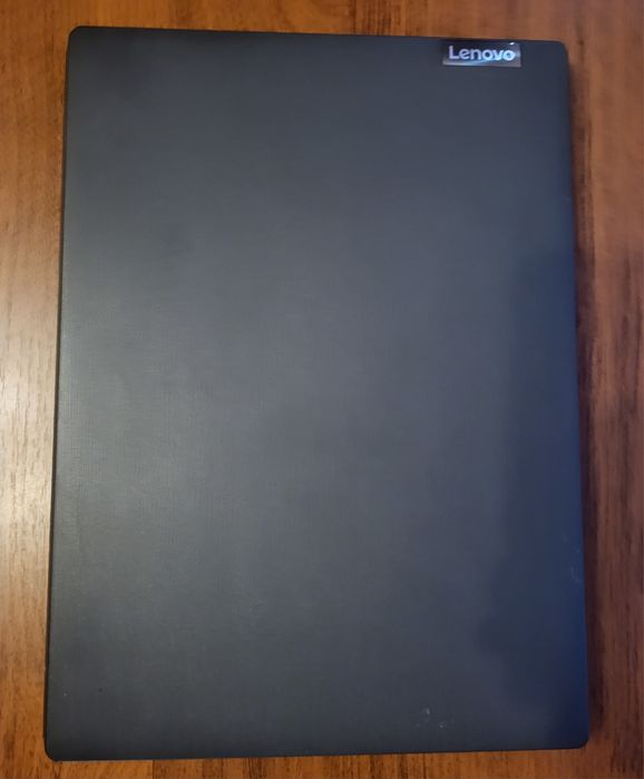 Laptop Lenovo V14 ADA