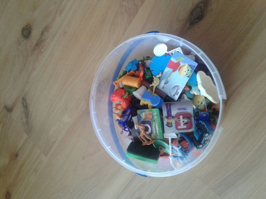 Kinderki i drobiazgi