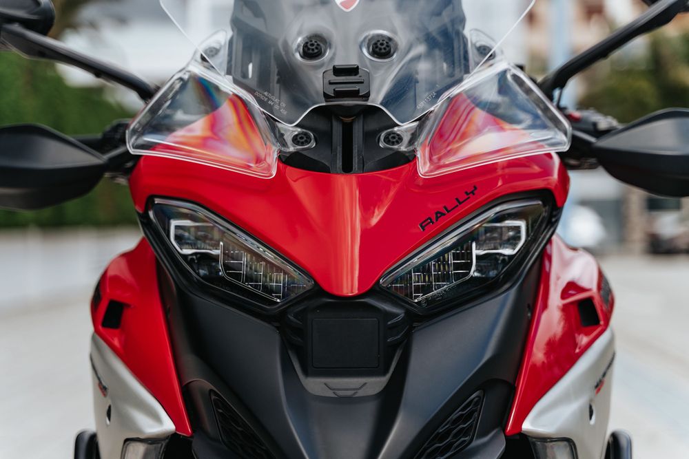 Ducati Multistrada V4 Rally (2024) - Wypożyczalnia Motocykli Warszawa | Rent Motorcycle Warsaw