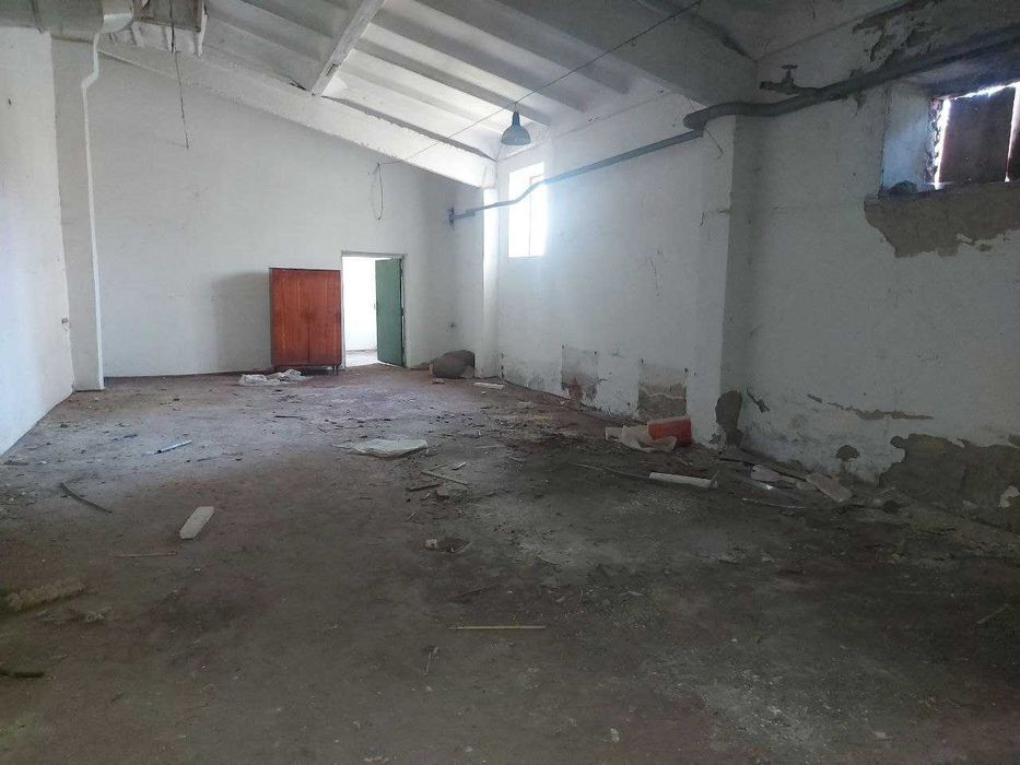 Склади, приміщення поблизу Вінницької траси