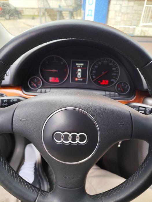 Продам ауді А4 В6