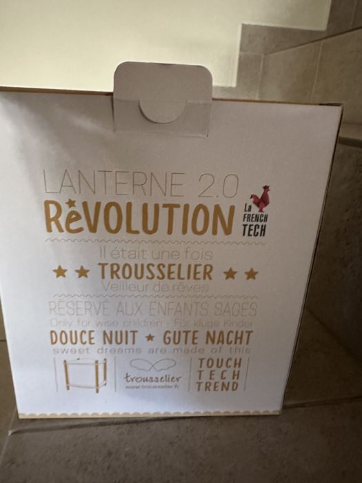 Candeeiro projetor noturno de bebé com música