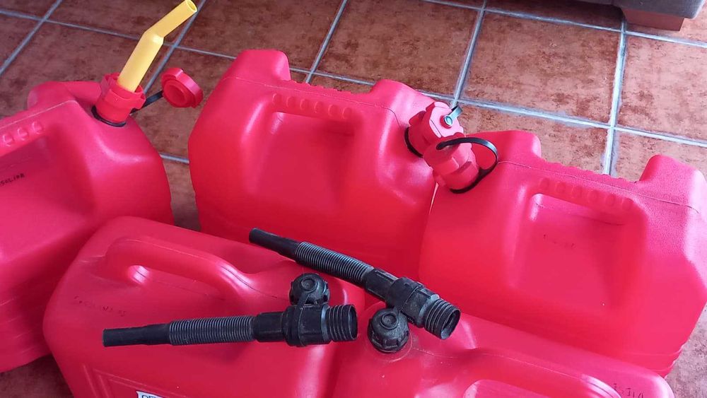 Jerricãs/Depósito 20L para Gasóleo e Gasolina
