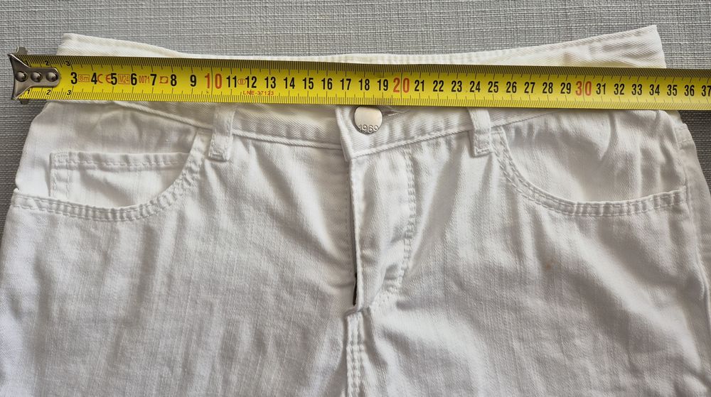 Białe jeansy Gapkids rozm.152/12 lat