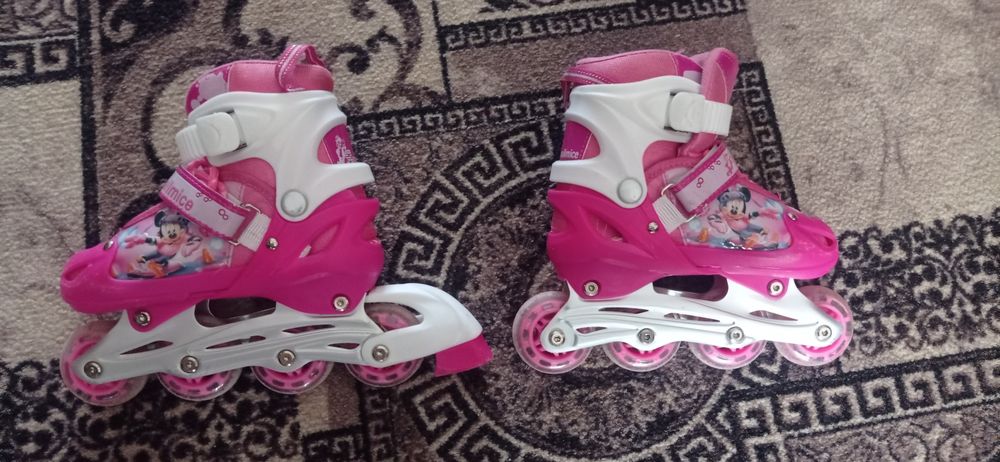 Ролики дитячі в чудовому стані.