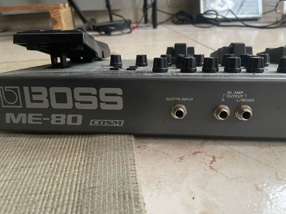 Pedaleira Multiefeitos BOSS ME-80
