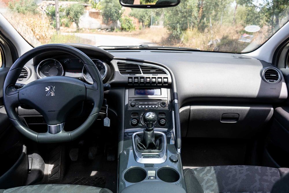 Peugeot 3008 110CV 140 Mil KM Garantia 18 Meses