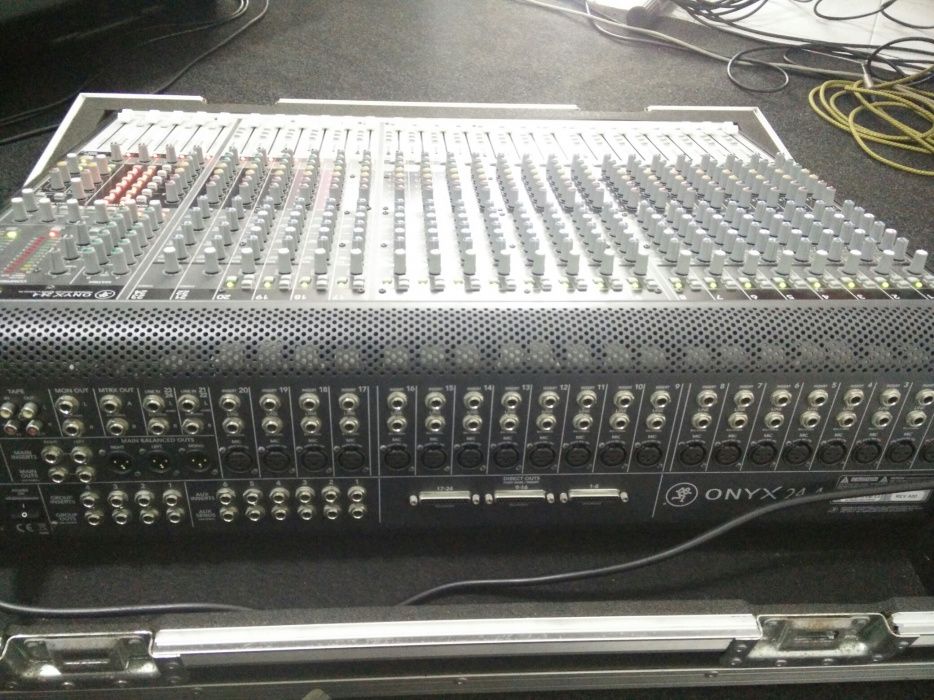 Mackie Onyx 24.4 Como Nova