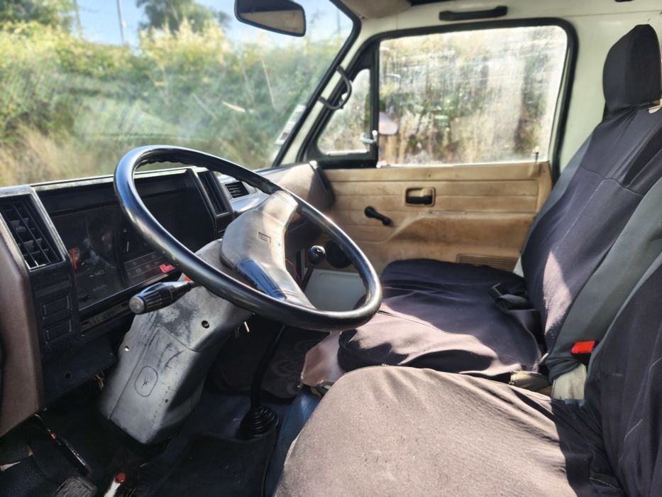 Vende-se Bedford 3.3 Cabine Dupla – Caixa Aberta