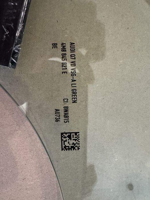 Боковое стекло Audi Q7. 4M0 845 021 E